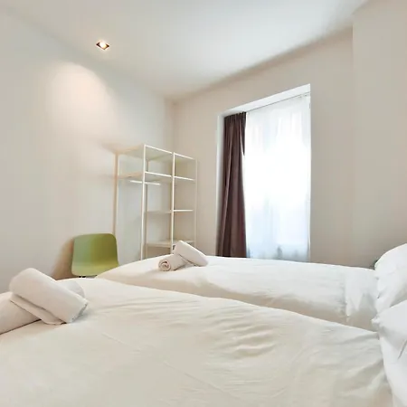 Manteria Lacort, 3* Valladolid