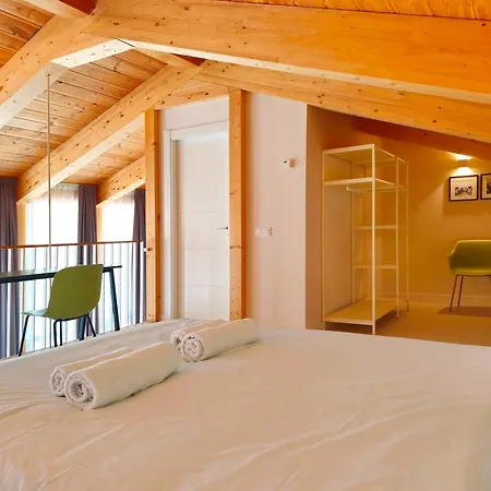 Manteria Lacort, Lejlighedshotel 3*