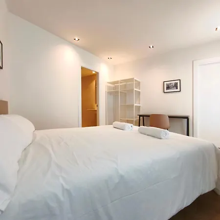 Manteria Lacort, Lejlighedshotel Valladolid